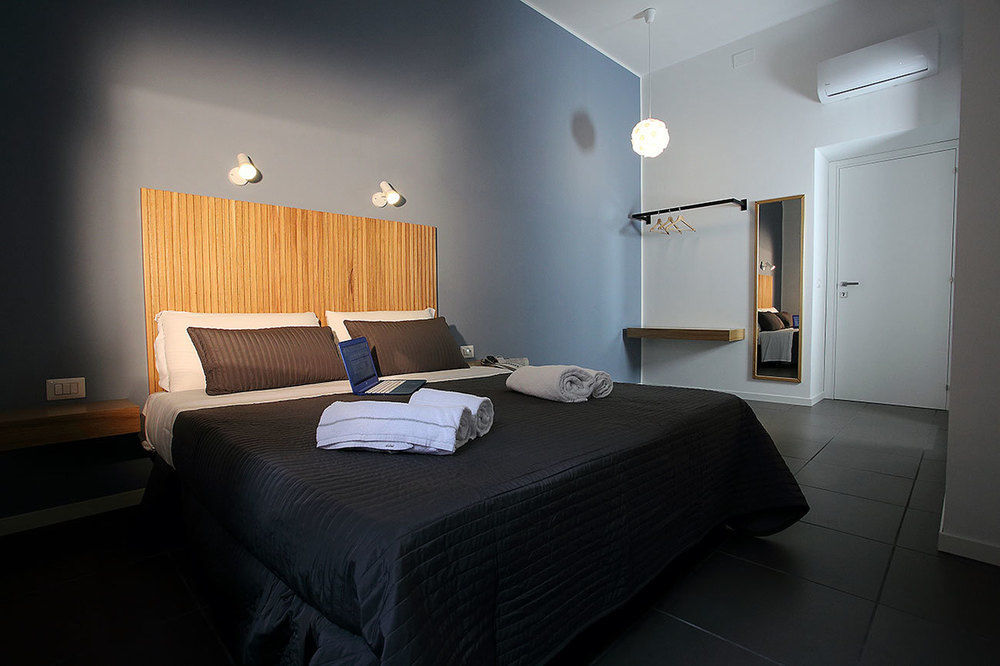 Maison Du La Metro Bed & Breakfast